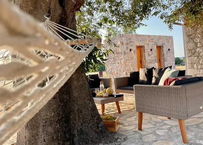 Kostela Stone House