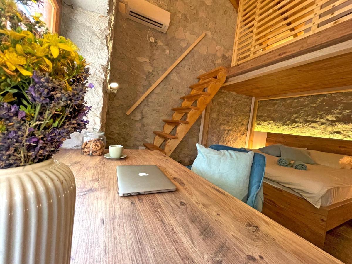 Holiday home Kostela Stone House *